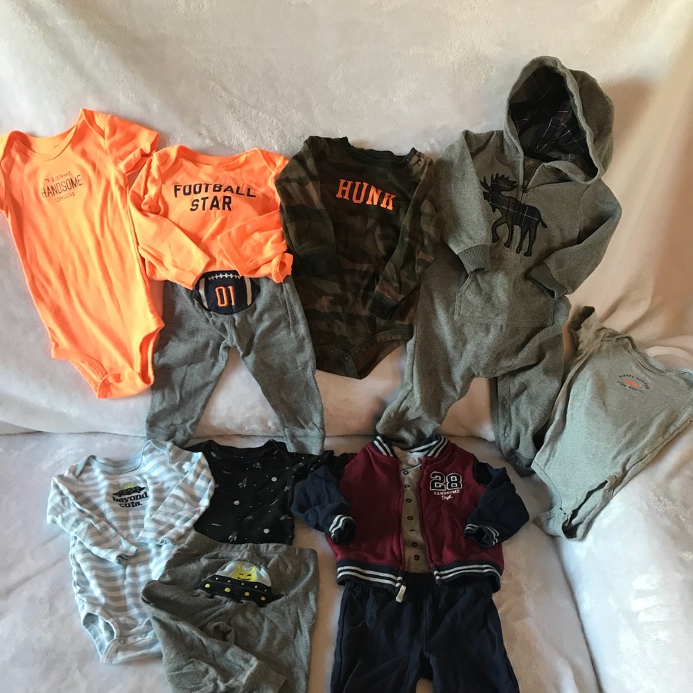 Carters Boy outfits Bundle 18 months